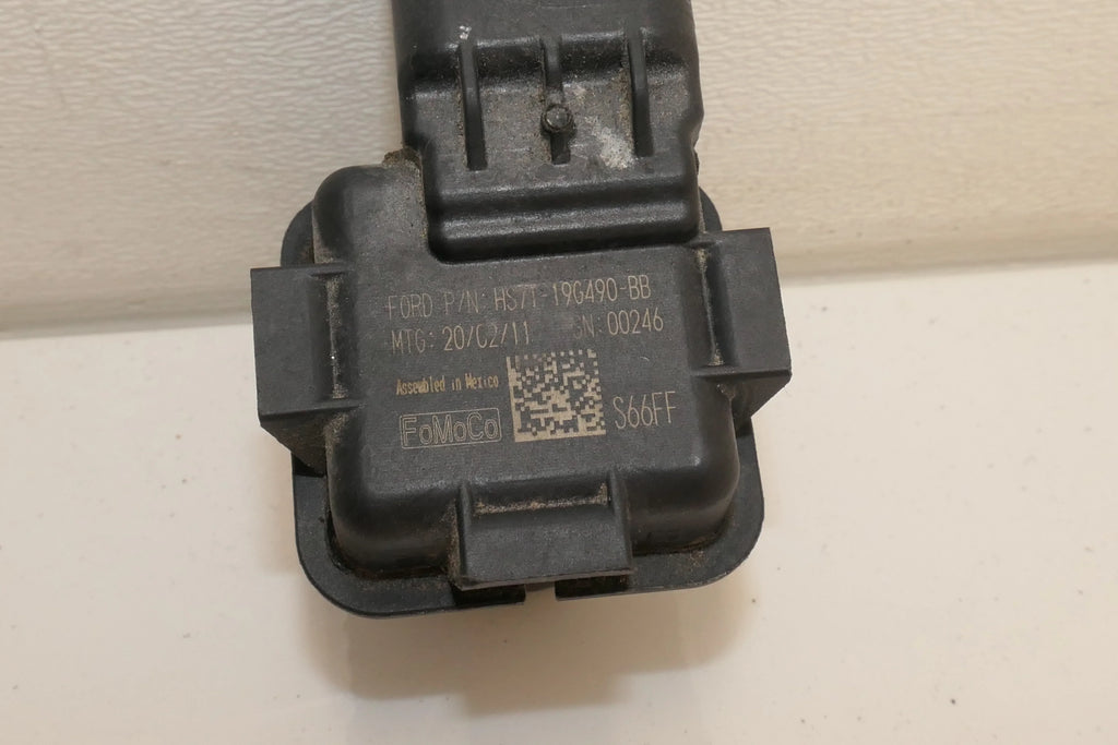 Pre-Owned 2018-2020 Ford Fusion Rear View Back Up Camera OEM (Good)