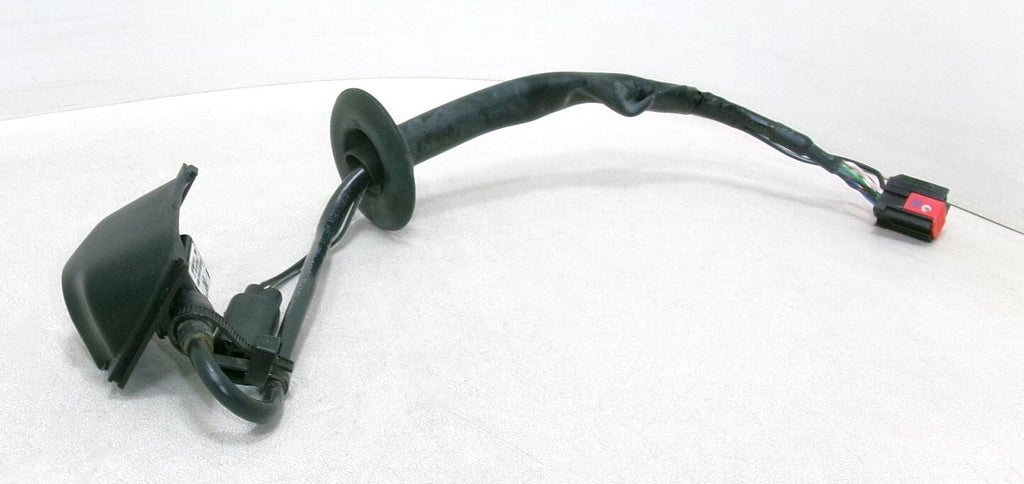 Pre-Owned 2016 Dodge Caravan Rear View Backup Camera OEM (Good)