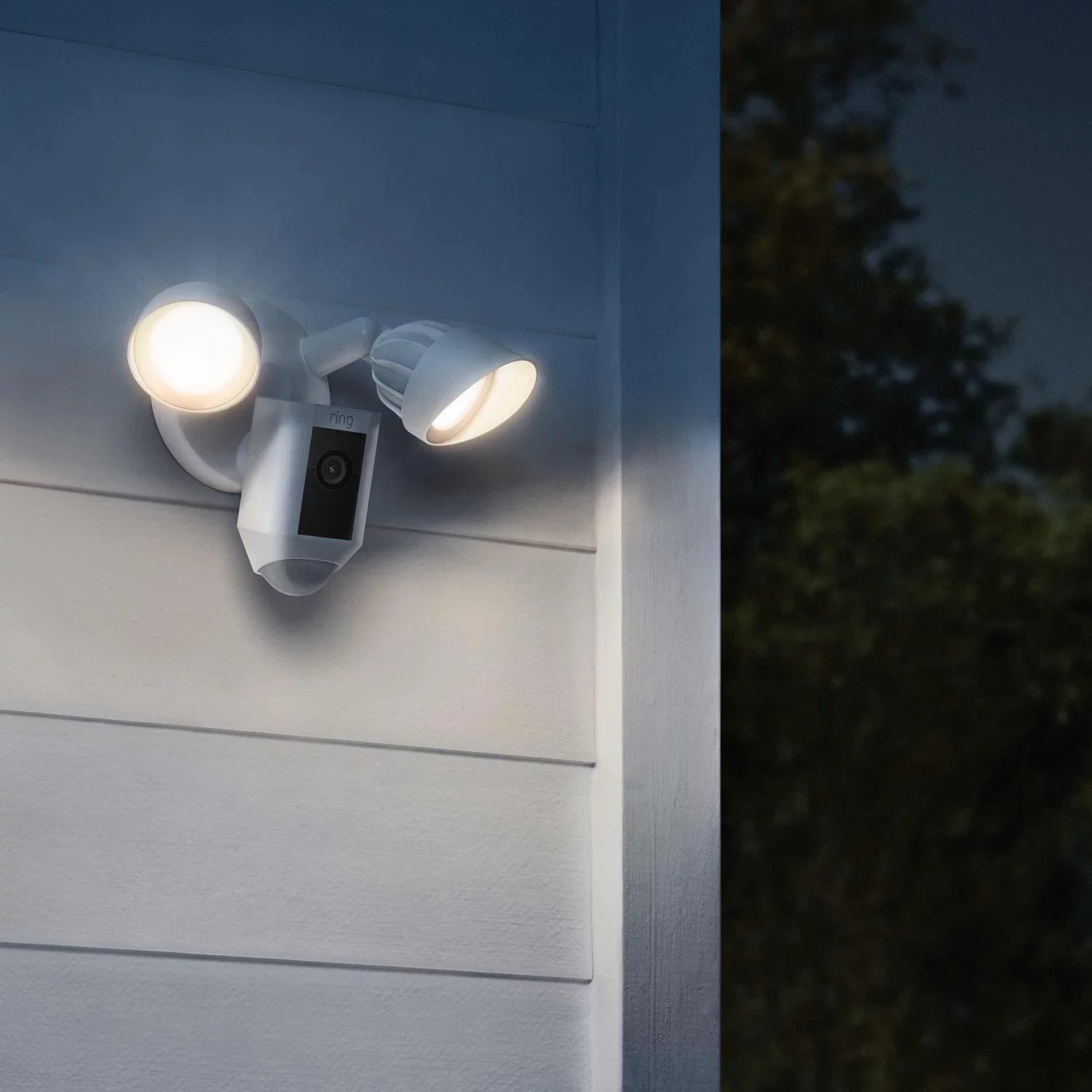 Repaired Ring_Floodlight Cam Wired Plus with Motion Activated HD, White, 2021 Release, Outdoor, WiFi, IP/Network (Refurbished)