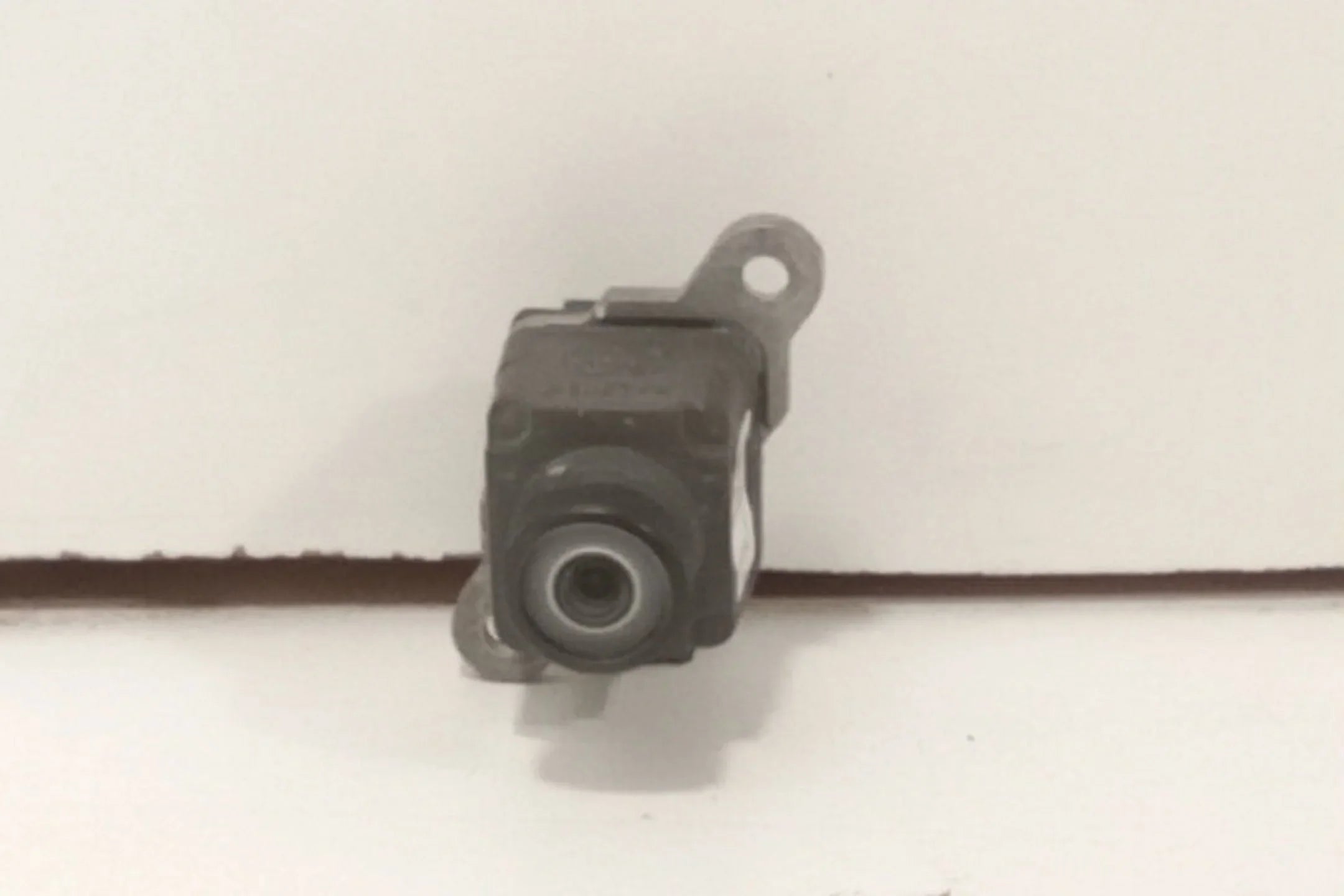 Pre-Owned 2013-2017 Dodge Ram 1500 Rear View Camera Sensor OEM (Good)