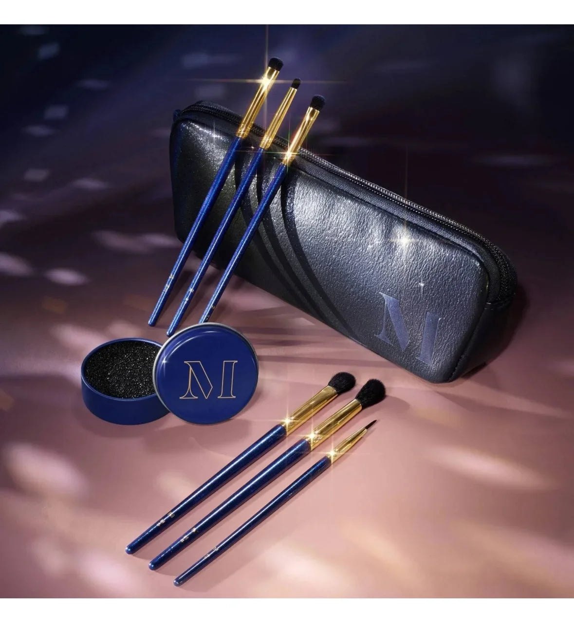 Morphe the More the Merrier Eyeshadow Brush Set With Brush Cleaner And Brush Bag