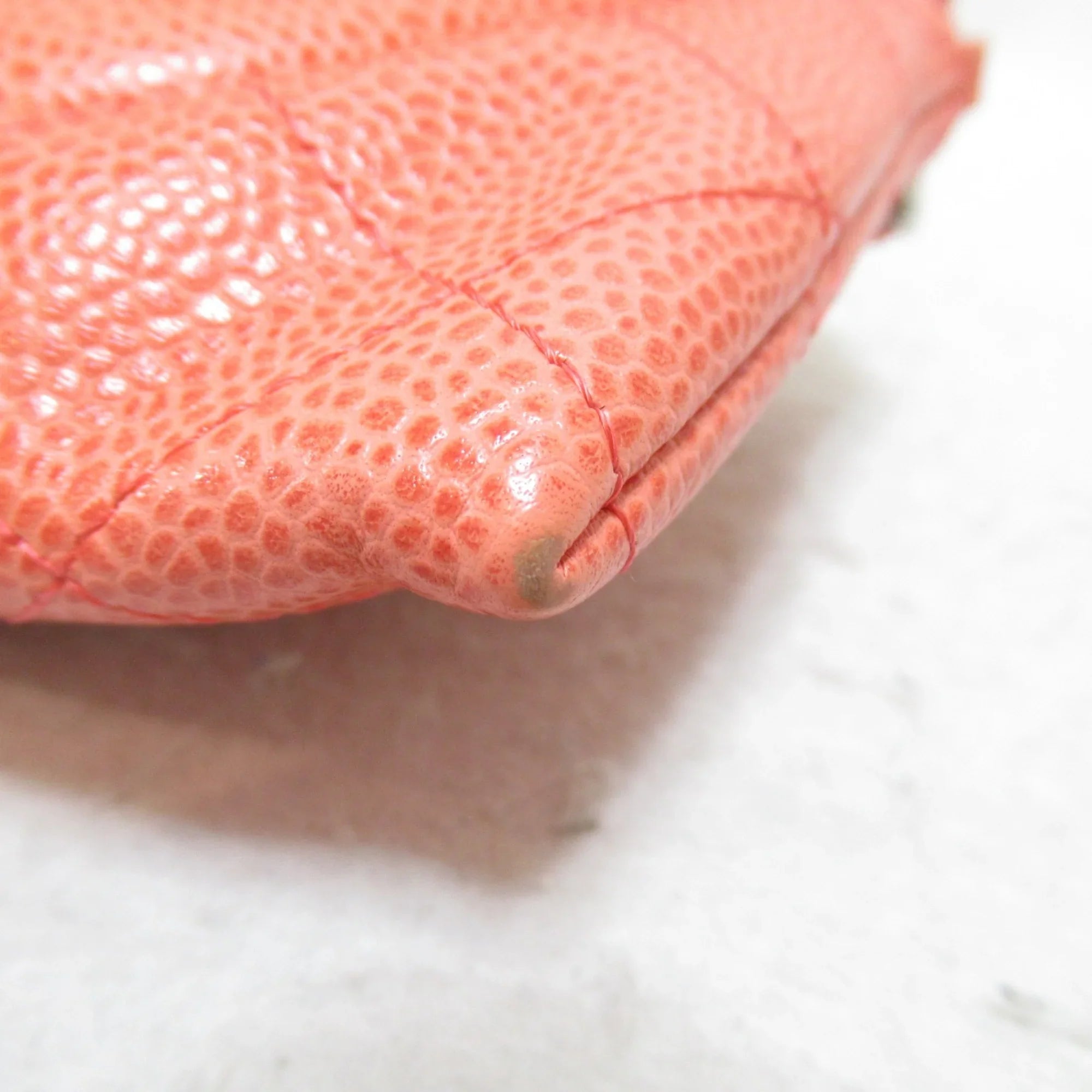 Pre-Owned CHANEL Chain wallet Pink Caviar Skin (Grained Calf) (Good)