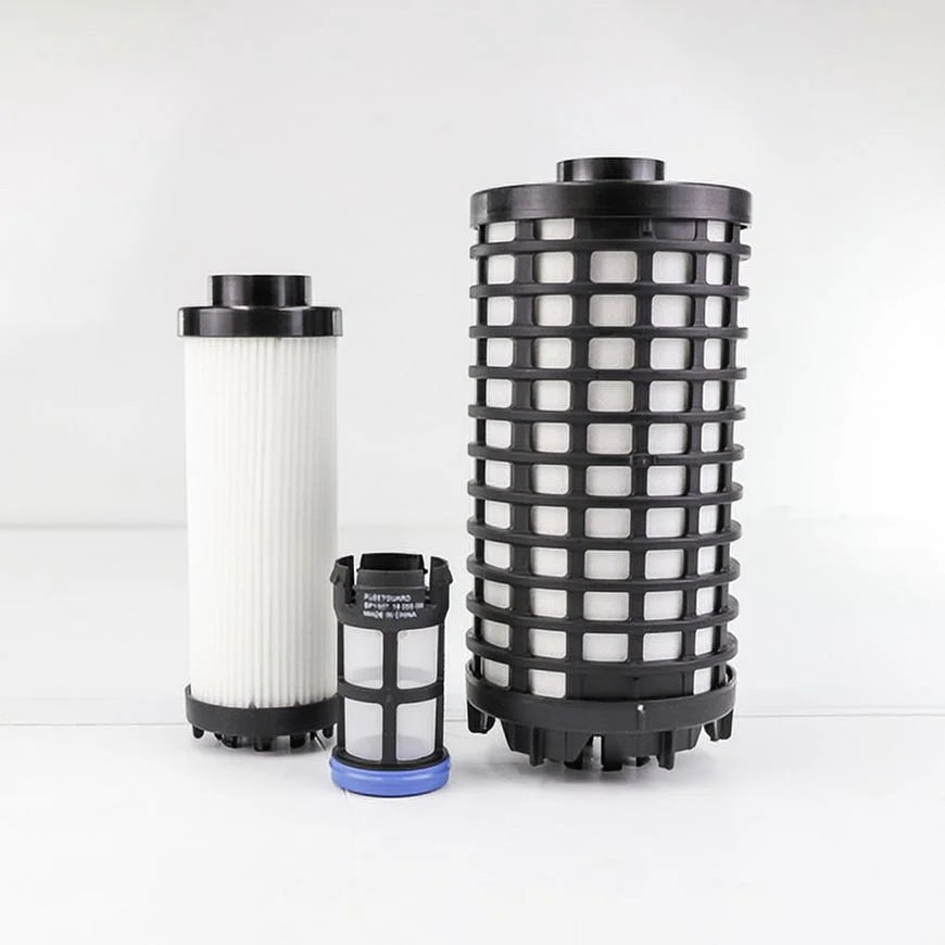 Fleetguard FK48556 Fuel Filter Kit   Includes 3 Filters, Pre Screen And