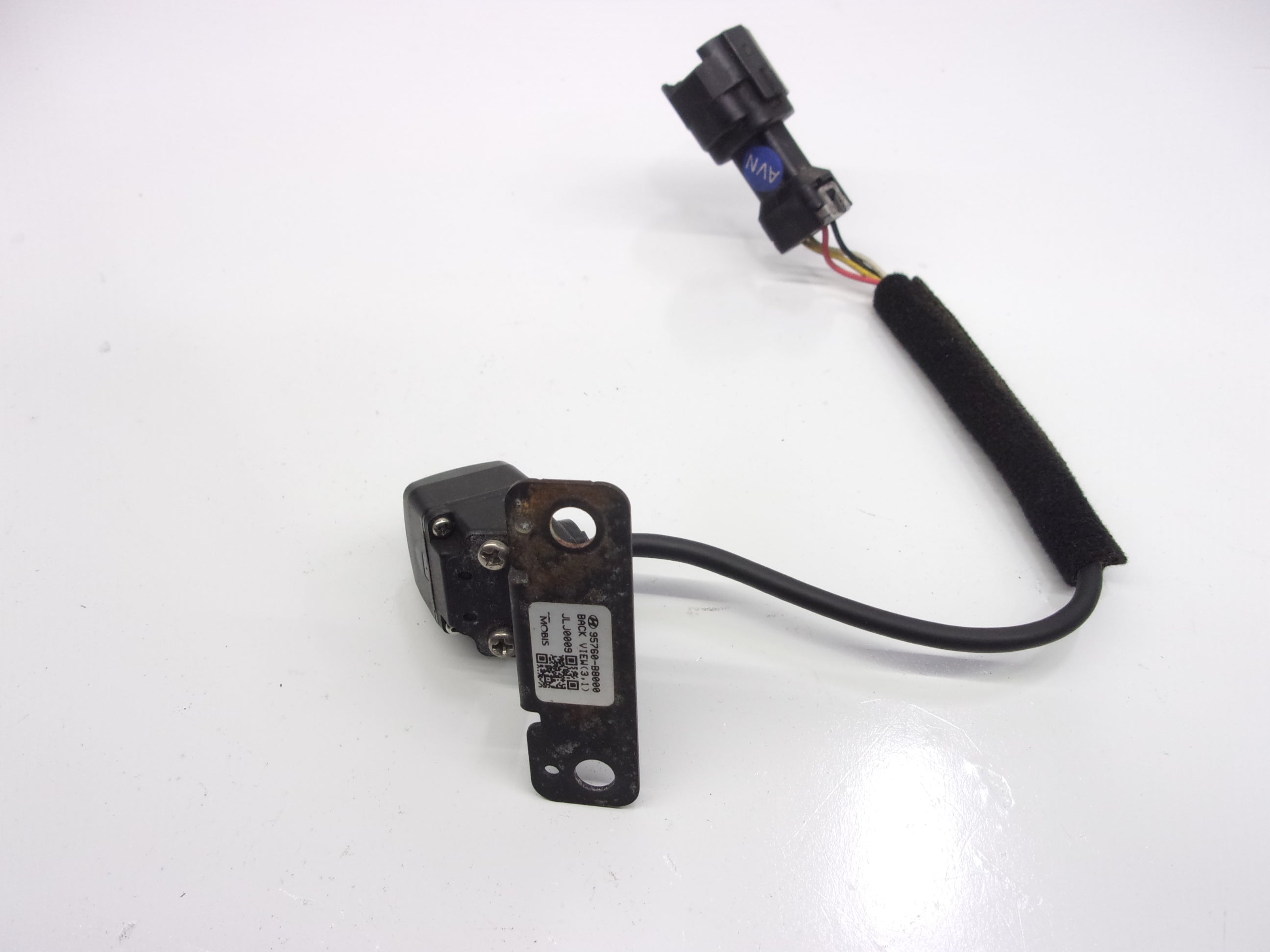 Pre-Owned 2013-2016 Hyundai Santa Fe Rear Camera Backup Camera 95760-B8000 OEM (Good)