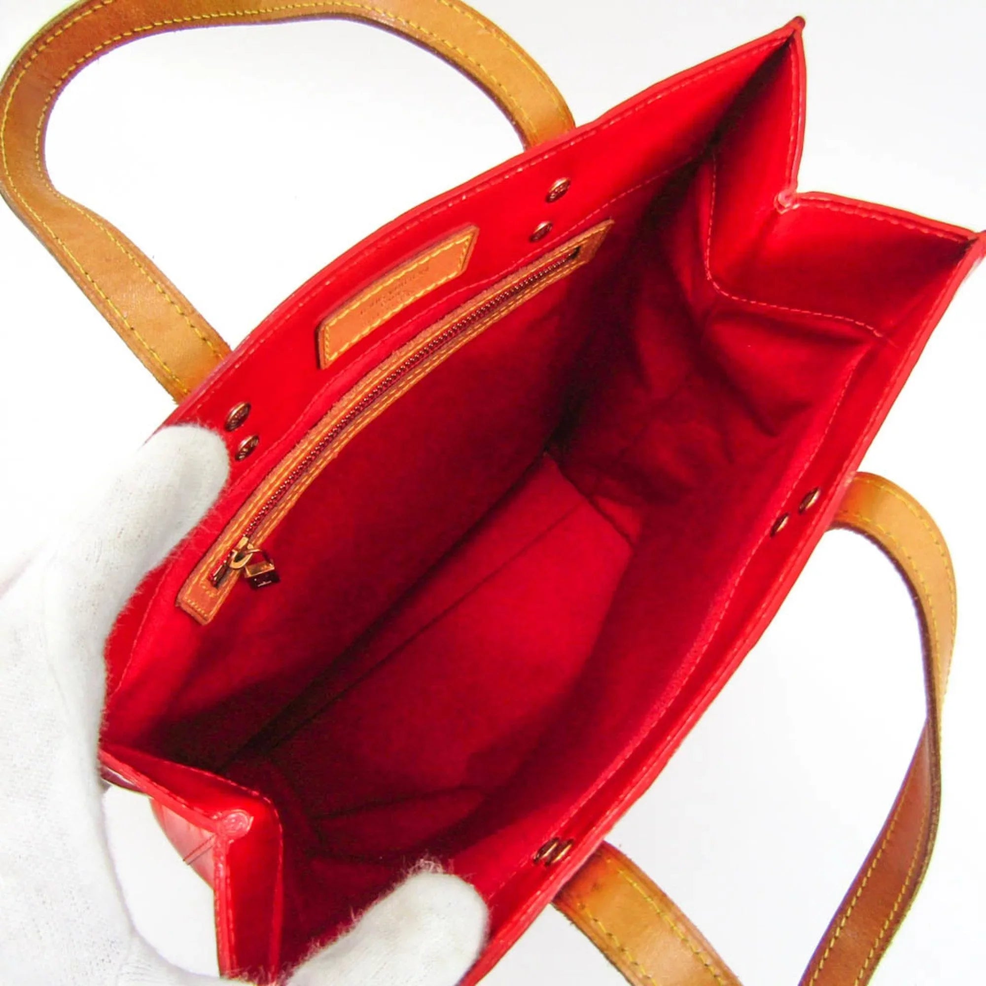Pre-Owned Louis Vuitton Monogram Vernis Reade MM M91086 Women's Handbag Rouge (Good)
